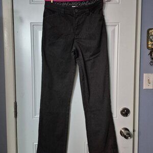 Ladies Pants, LEE. 6 medium, EUC.